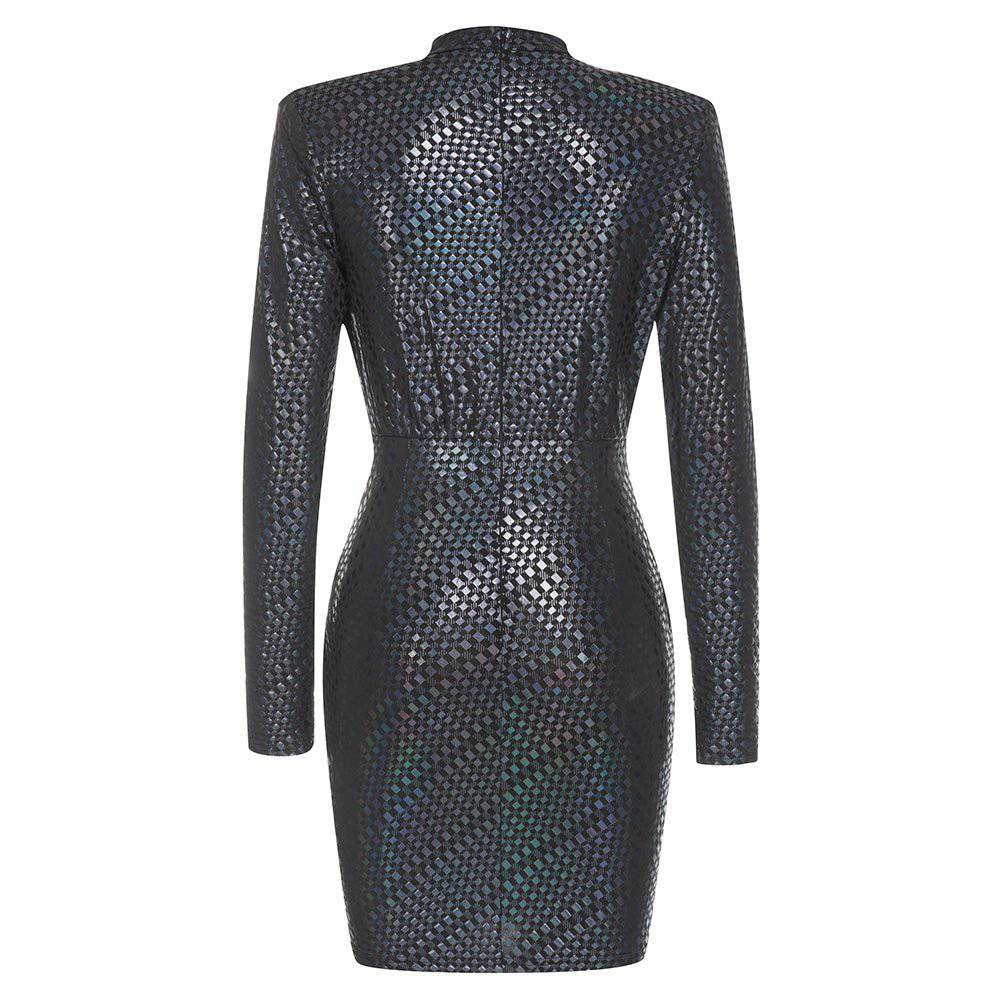 {{ product_title }} – Exklusive Damenmode für besondere Anlässe | HotFashionista.de