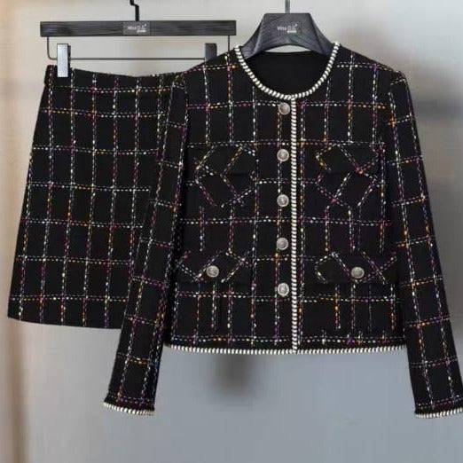 {{ product_title }} – Exklusive Damenmode für besondere Anlässe | HotFashionista.de