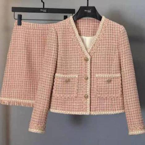 {{ product_title }} – Exklusive Damenmode für besondere Anlässe | HotFashionista.de