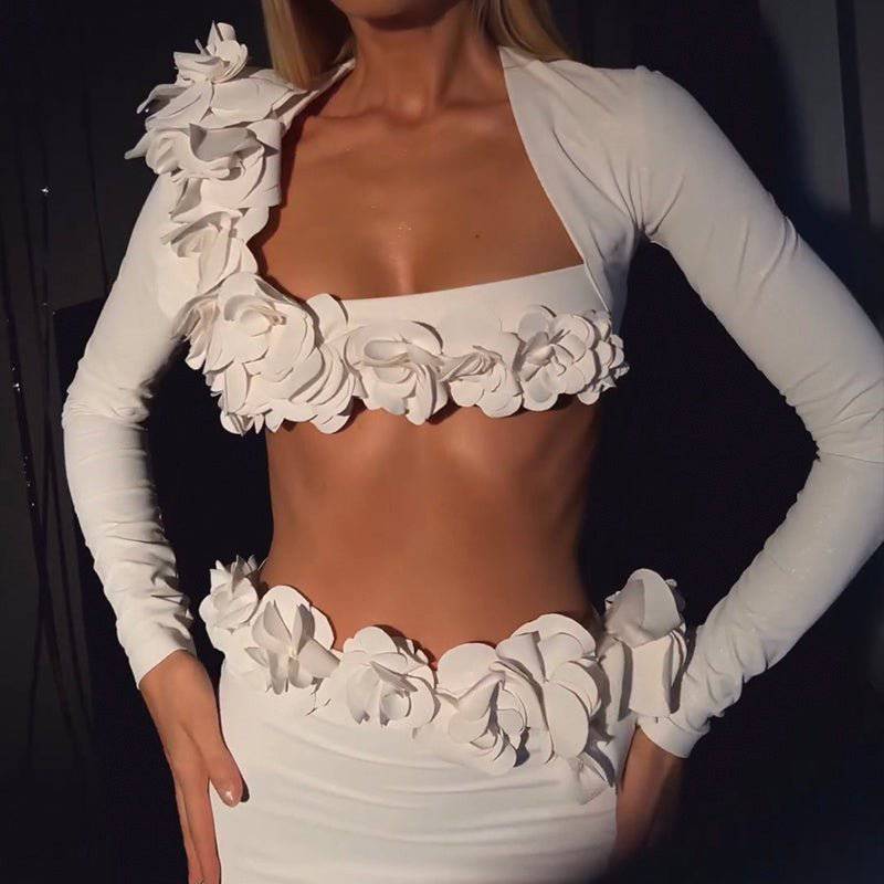Elegantes Bandage-Maxikleid mit Diamanten – Bodenlang & Quadratkragen