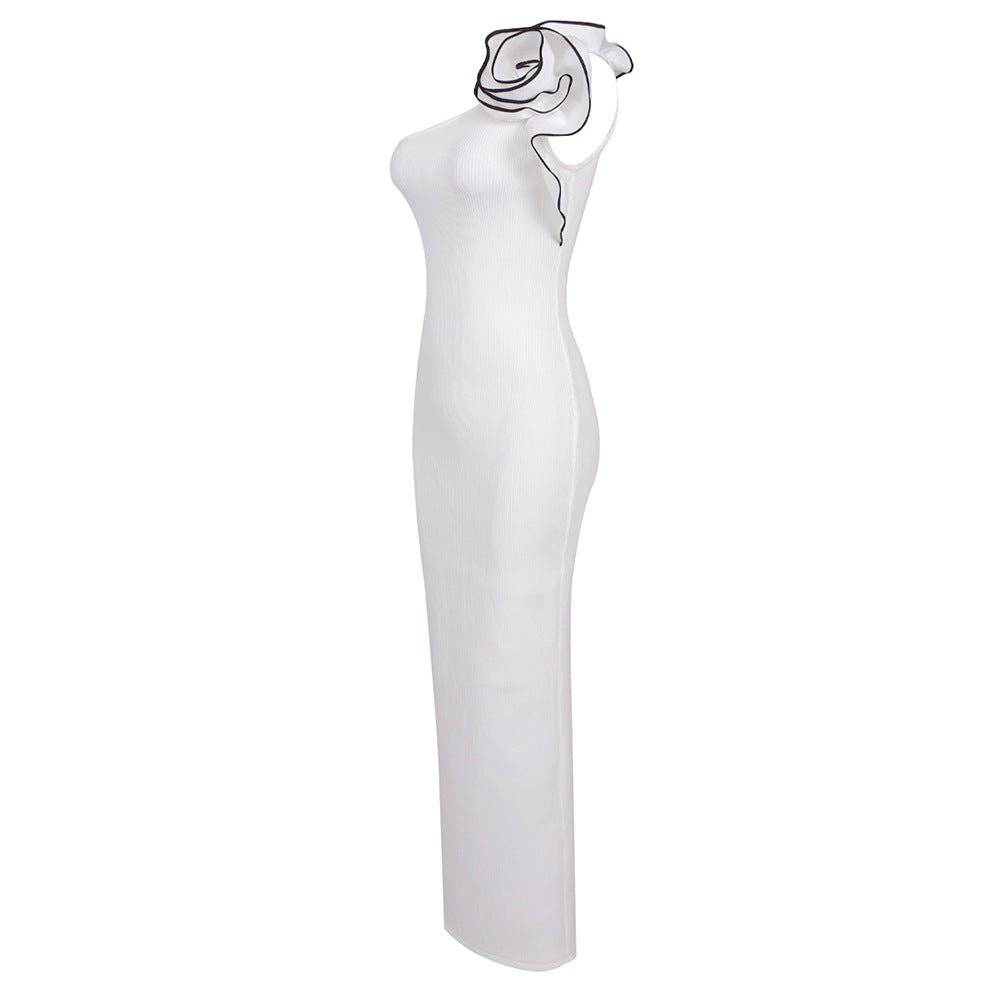 Elegantes Bandage-Maxikleid mit Diamanten – Bodenlang & Quadratkragen