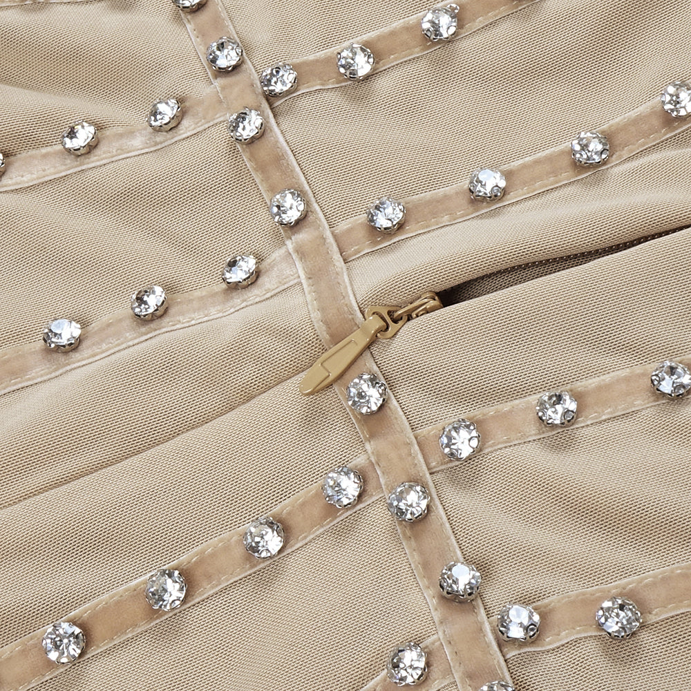 Elegantes Bandage-Maxikleid mit Diamanten – Bodenlang & Quadratkragen