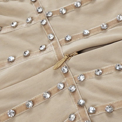 Elegantes Bandage-Maxikleid mit Diamanten – Bodenlang & Quadratkragen