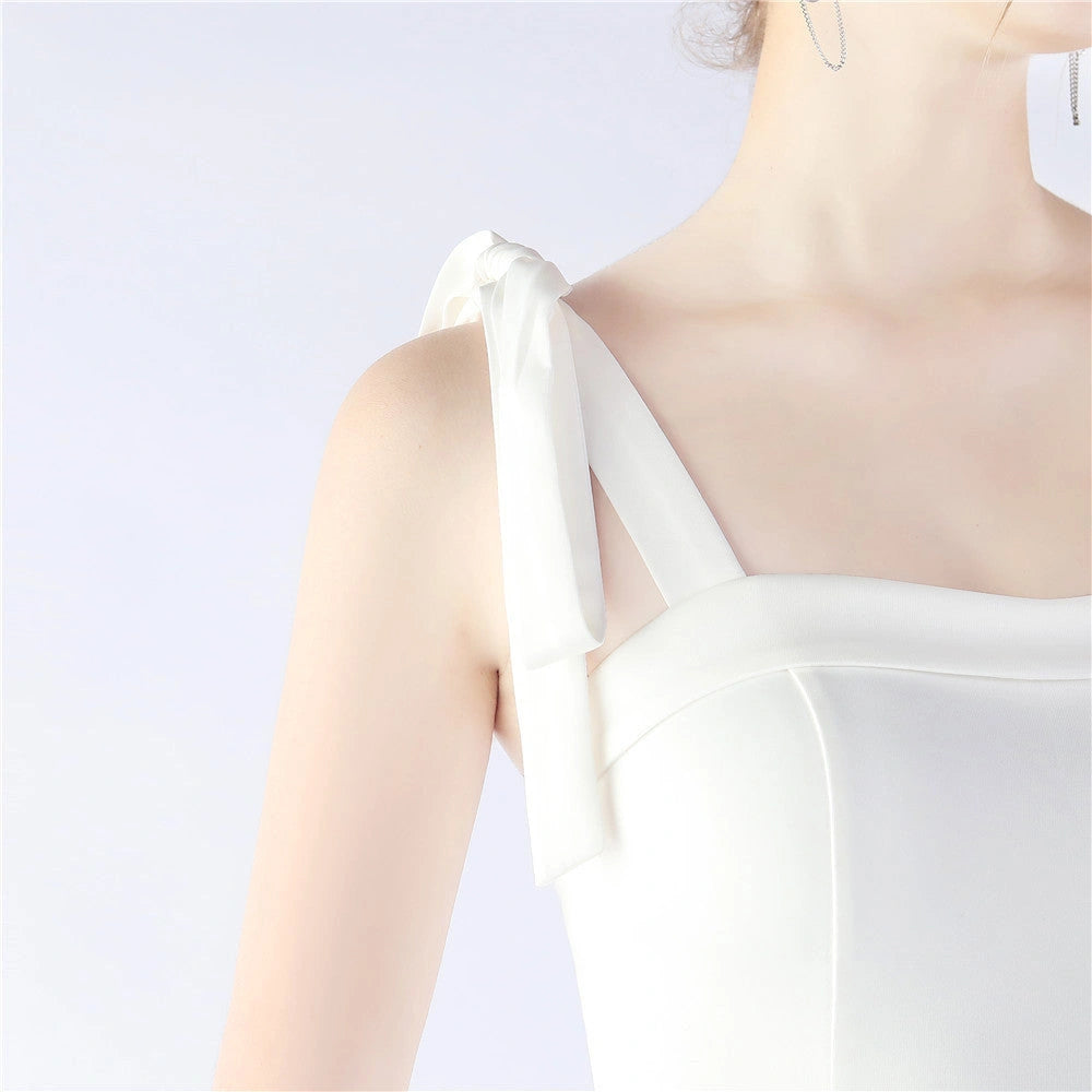 {{ product_title }} – Exklusive Damenmode für besondere Anlässe | HotFashionista.de