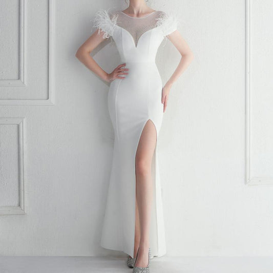 Produktbild von Elegantes Bandage-Maxikleid mit Diamanten – Bodenlang & Quadratkragen in white, erhältlich bei Hot Fashionista