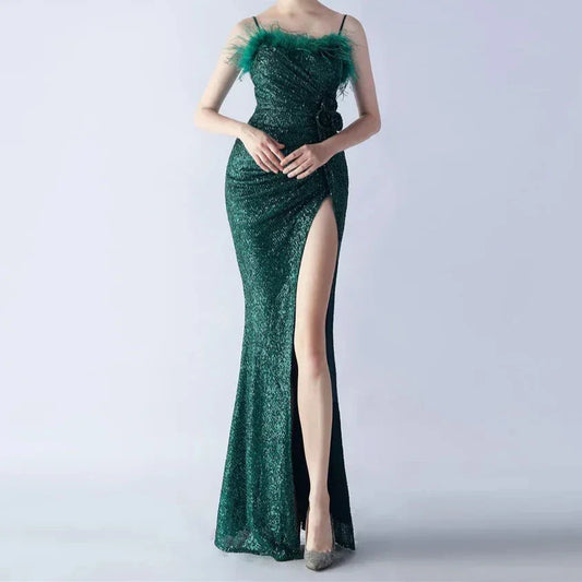 Produktbild von Elegantes Bandage-Maxikleid mit Diamanten – Bodenlang & Quadratkragen in green, erhältlich bei Hot Fashionista