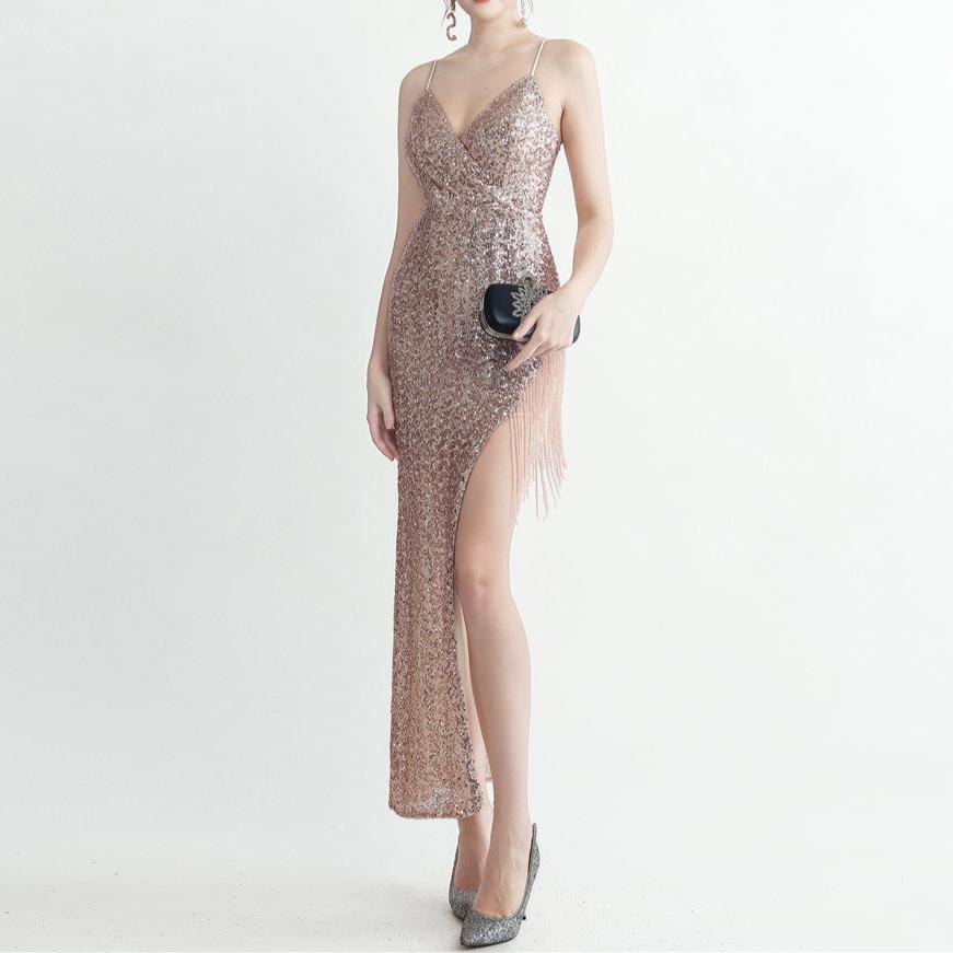 {{ product_title }} – Exklusive Damenmode für besondere Anlässe | HotFashionista.de
