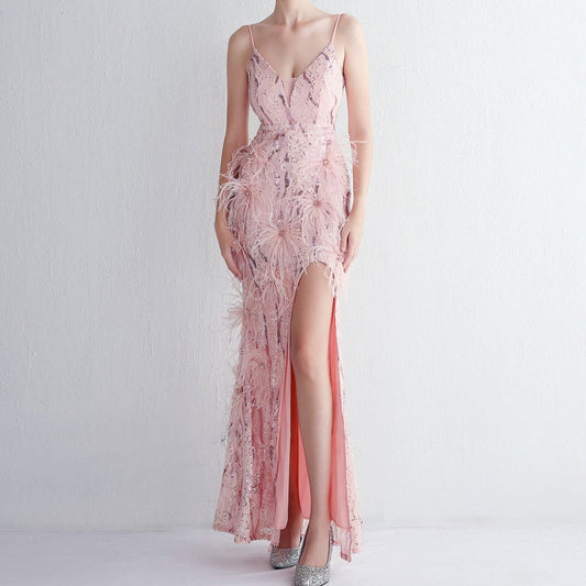 Produktbild von Elegantes Bandage-Maxikleid mit Diamanten – Bodenlang & Quadratkragen in black, erhältlich bei Hot Fashionista