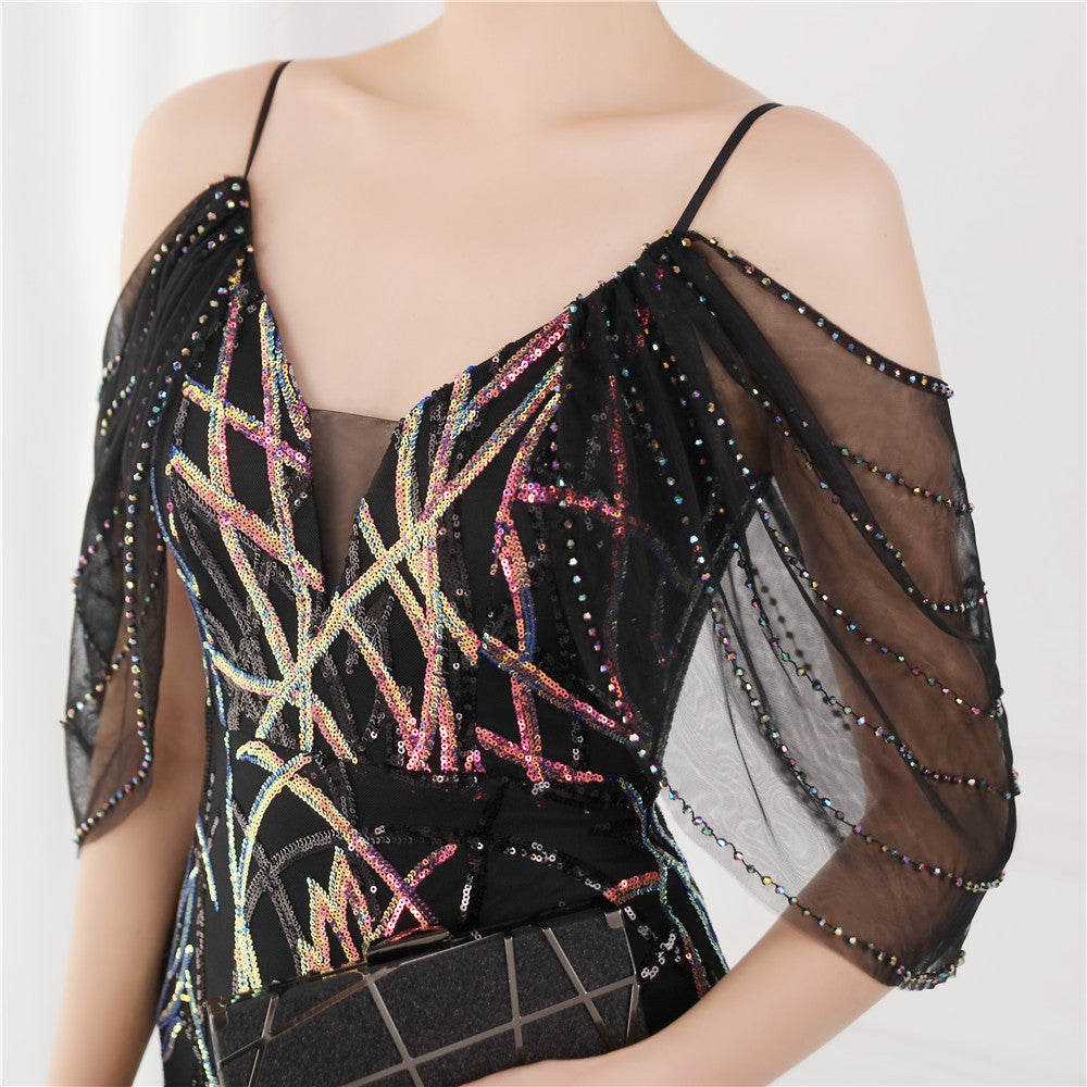 {{ product_title }} – Exklusive Damenmode für besondere Anlässe | HotFashionista.de