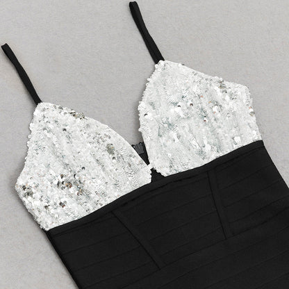 {{ product_title }} – Exklusive Damenmode für besondere Anlässe | HotFashionista.de