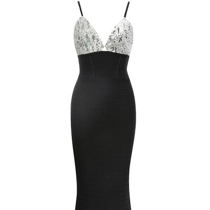 {{ product_title }} – Exklusive Damenmode für besondere Anlässe | HotFashionista.de