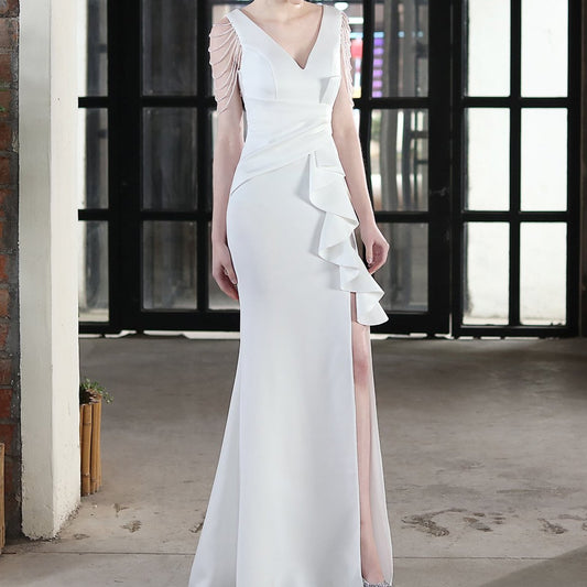 Produktbild von Elegantes Bandage-Maxikleid mit Diamanten – Bodenlang & Quadratkragen in white, erhältlich bei Hot Fashionista