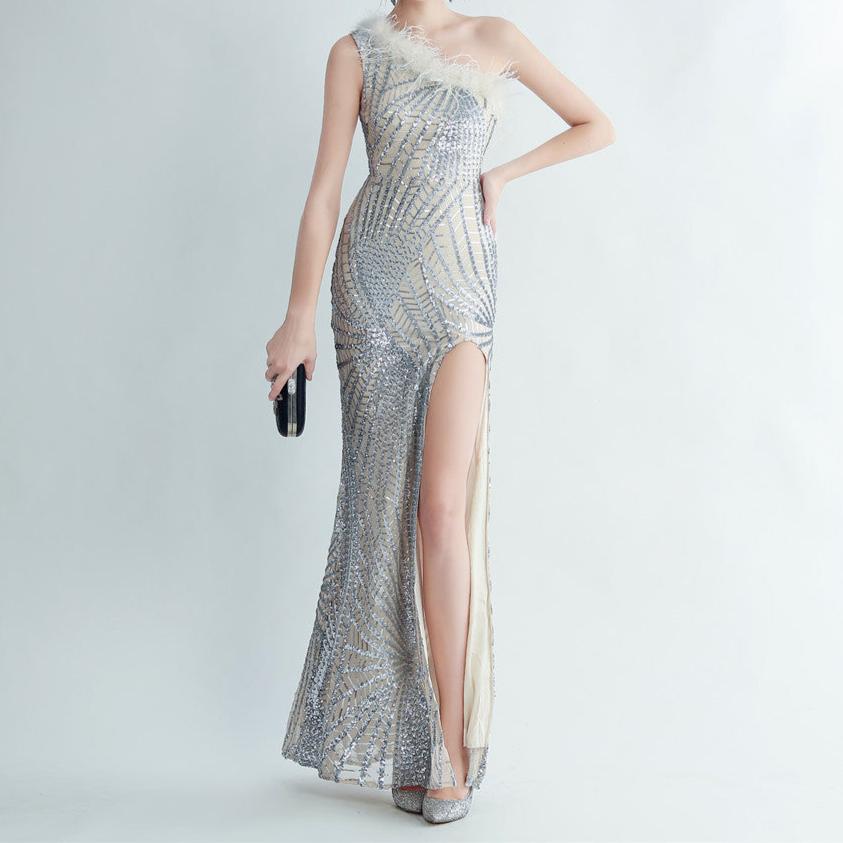 Elegantes Bandage-Maxikleid mit Diamanten – Bodenlang & Quadratkragen