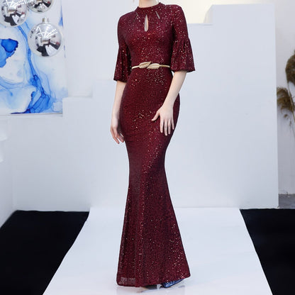 Elegantes Bandage-Maxikleid mit Diamanten – Bodenlang & Quadratkragen