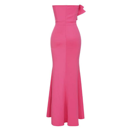 Elegantes Bandage-Maxikleid mit Diamanten – Bodenlang & Quadratkragen