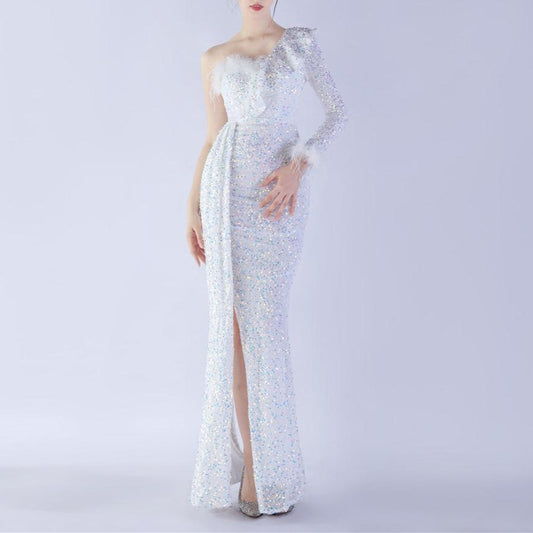 Produktbild von Elegantes Bandage-Maxikleid mit Diamanten – Bodenlang & Quadratkragen in burgundy, erhältlich bei Hot Fashionista