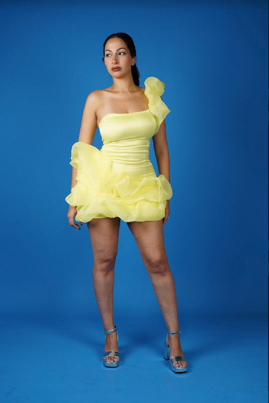 Produktbild von Elegantes Bandage-Maxikleid mit Diamanten – Bodenlang & Quadratkragen in xs, erhältlich bei Hot Fashionista