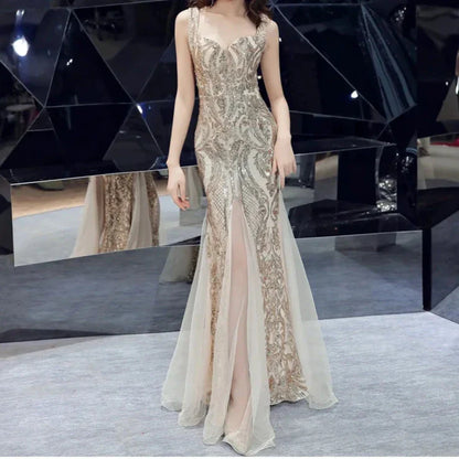 Elegantes Bandage-Maxikleid mit Diamanten – Bodenlang & Quadratkragen