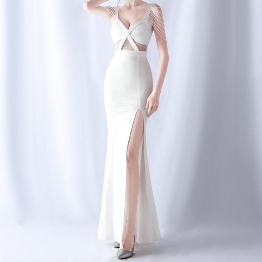 Produktbild von Elegantes Bandage-Maxikleid mit Diamanten – Bodenlang & Quadratkragen in white, erhältlich bei Hot Fashionista