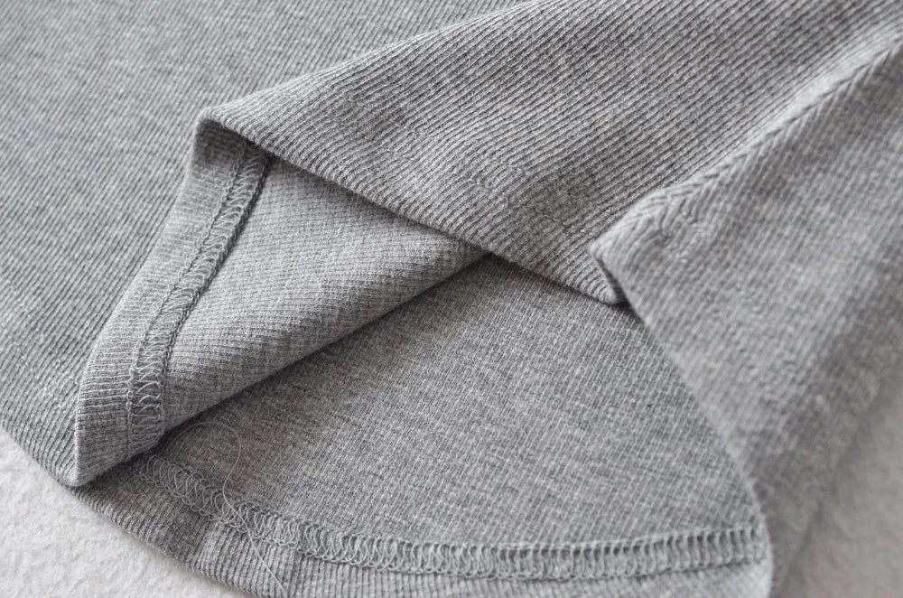 Elegantes Bandage-Maxikleid mit Diamanten – Bodenlang & Quadratkragen