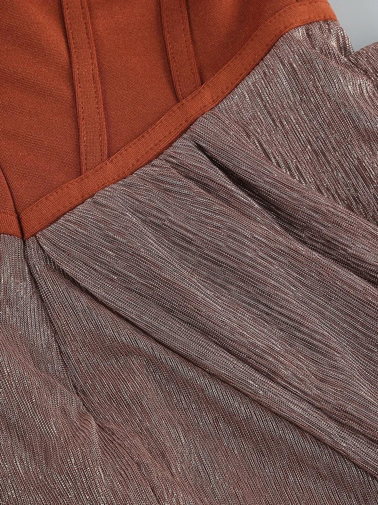 Elegantes Bandage-Maxikleid mit Diamanten – Bodenlang & Quadratkragen