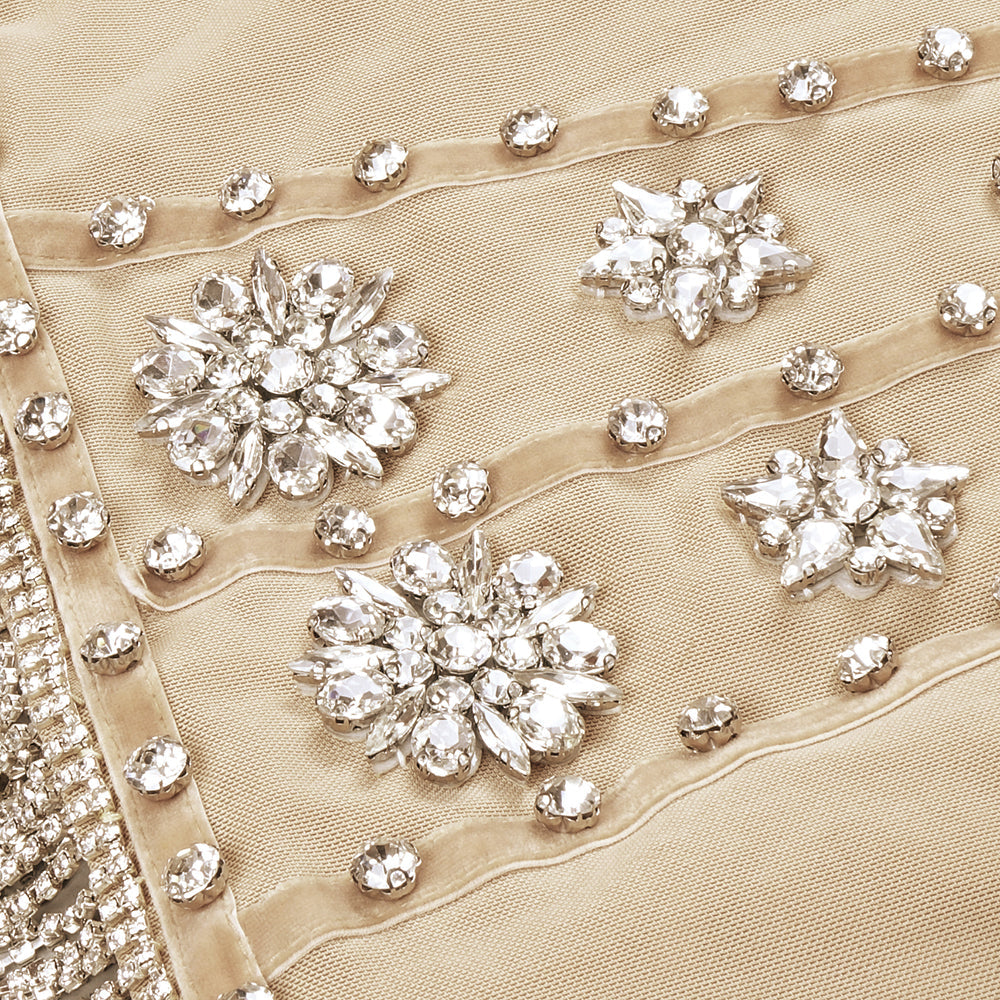 Elegantes Bandage-Maxikleid mit Diamanten – Bodenlang & Quadratkragen