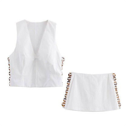 Produktbild von Elegantes Bandage-Maxikleid mit Diamanten – Bodenlang & Quadratkragen in White suit, erhältlich bei Hot Fashionista
