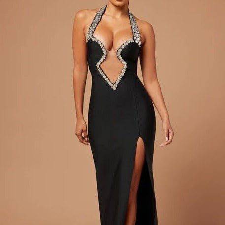 Abigail Open V Halter Crystal Detailed Kleid