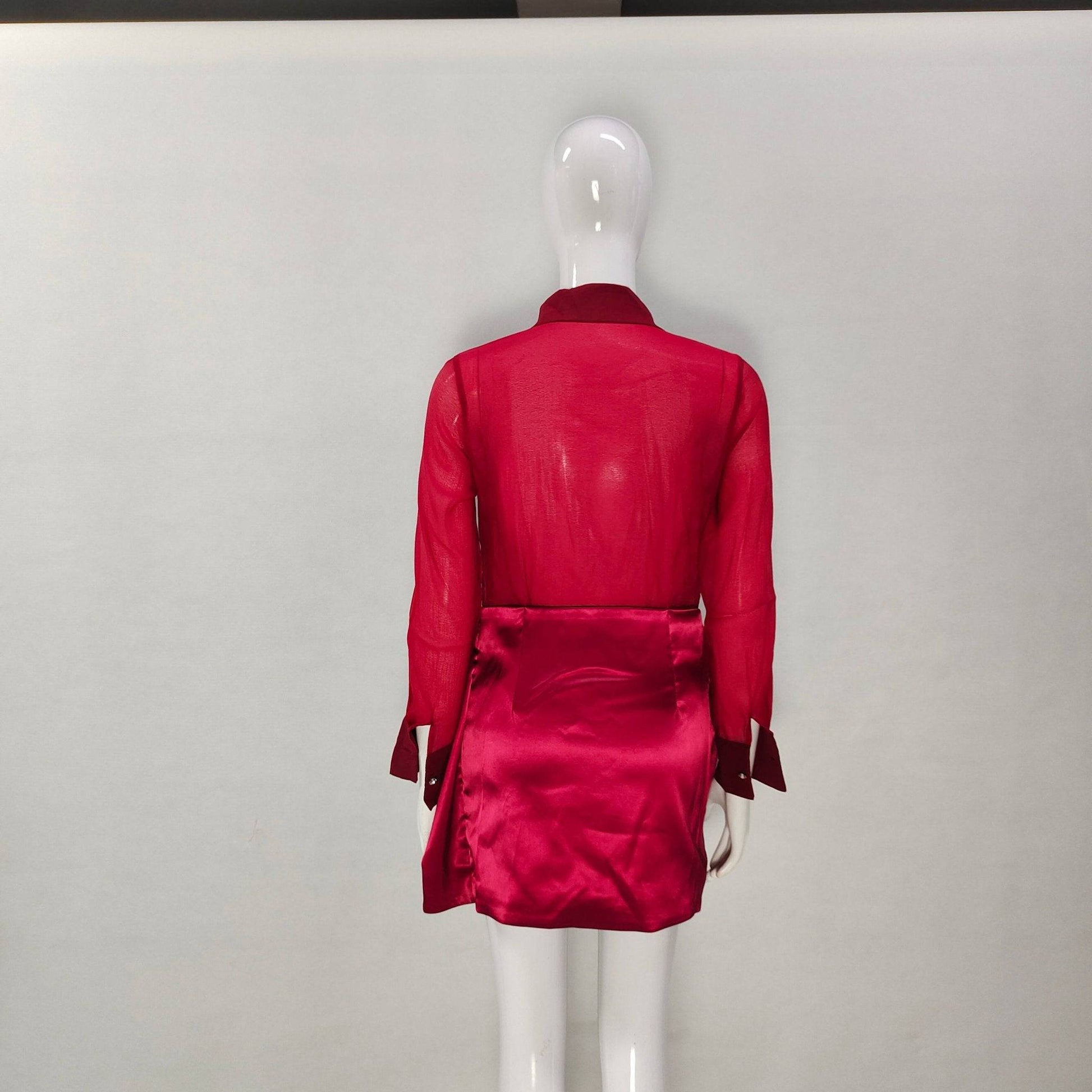 {{ product_title }} – Exklusive Damenmode für besondere Anlässe | HotFashionista.de