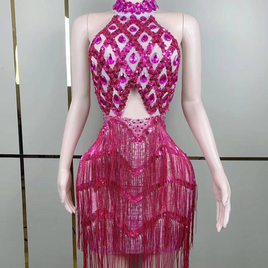 Produktbild von Elegantes Bandage-Maxikleid mit Diamanten – Bodenlang & Quadratkragen in Default Title, erhältlich bei Hot Fashionista