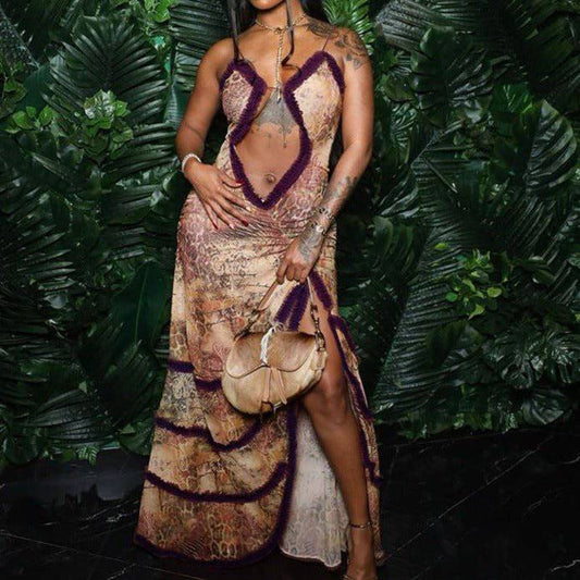 Produktbild von Elegantes Bandage-Maxikleid mit Diamanten – Bodenlang & Quadratkragen in S, erhältlich bei Hot Fashionista