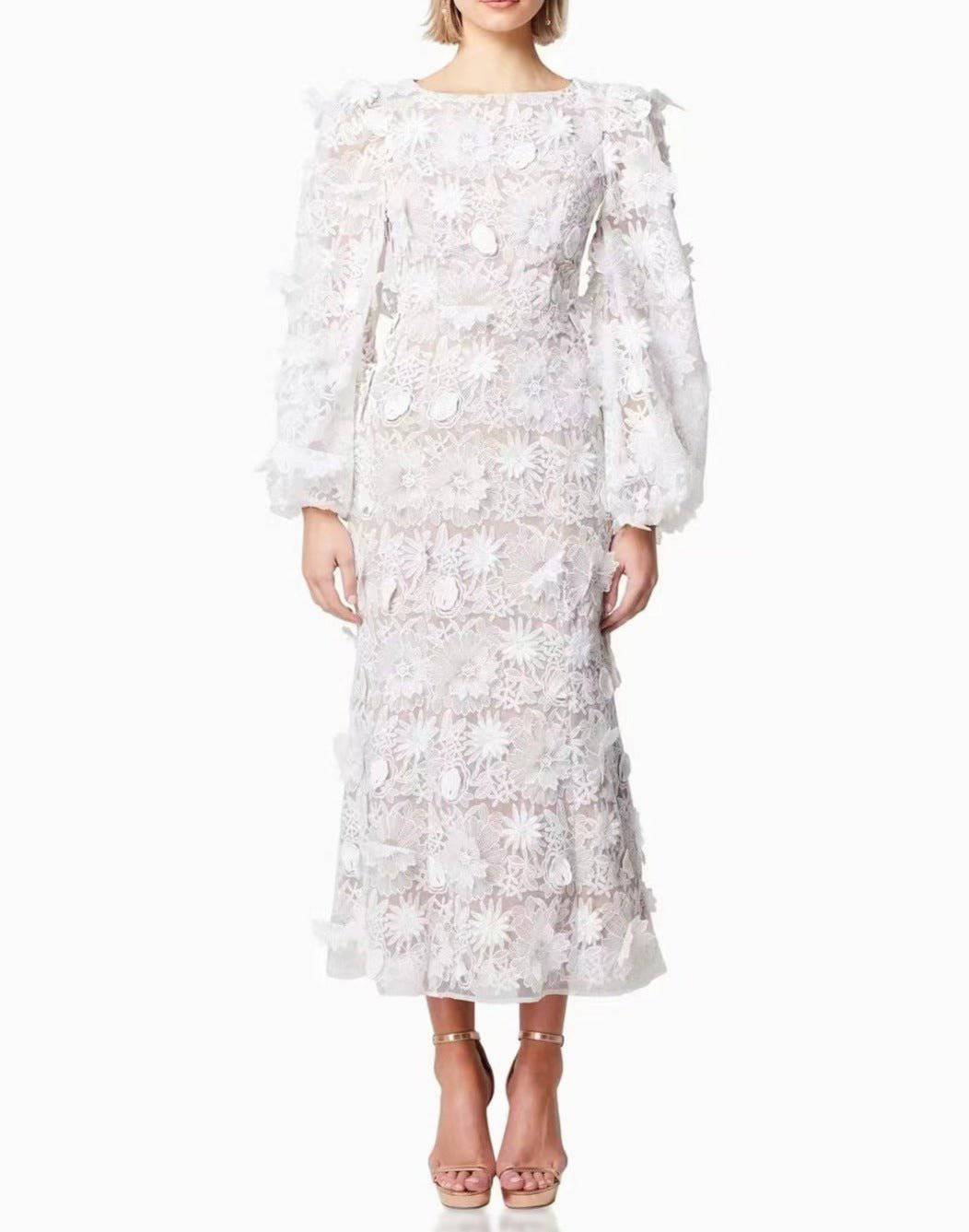 {{ product_title }} – Exklusive Damenmode für besondere Anlässe | HotFashionista.de