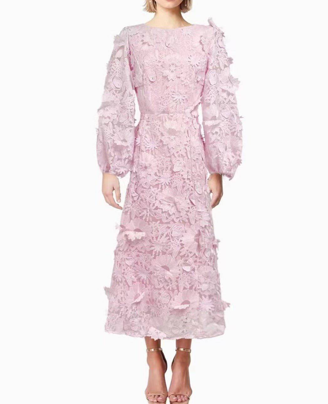 {{ product_title }} – Exklusive Damenmode für besondere Anlässe | HotFashionista.de