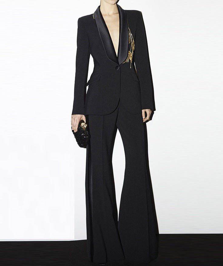 Produktbild von Elegantes Bandage-Maxikleid mit Diamanten – Bodenlang & Quadratkragen in S, erhältlich bei Hot Fashionista