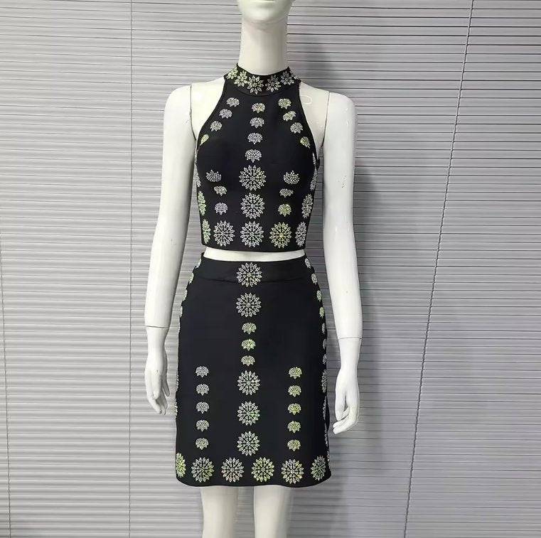 Elegantes Bandage-Maxikleid mit Diamanten – Bodenlang & Quadratkragen