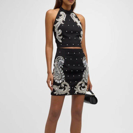 Produktbild von Elegantes Bandage-Maxikleid mit Diamanten – Bodenlang & Quadratkragen in S, erhältlich bei Hot Fashionista