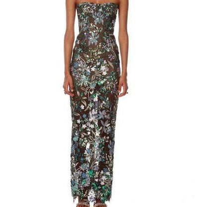 {{ product_title }} – Exklusive Damenmode für besondere Anlässe | HotFashionista.de