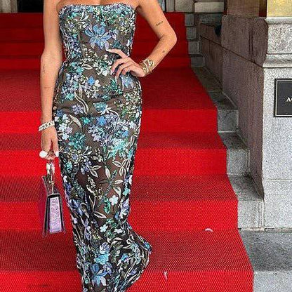 Elegantes Bandage-Maxikleid mit Diamanten – Bodenlang & Quadratkragen