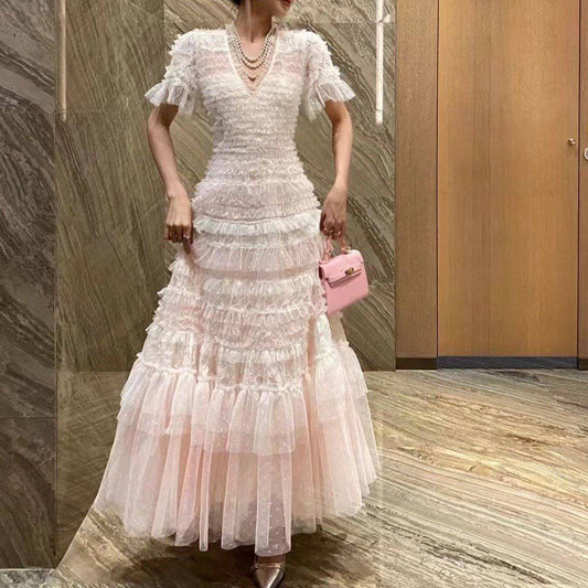 Produktbild von Elegantes Bandage-Maxikleid mit Diamanten – Bodenlang & Quadratkragen in S, erhältlich bei Hot Fashionista