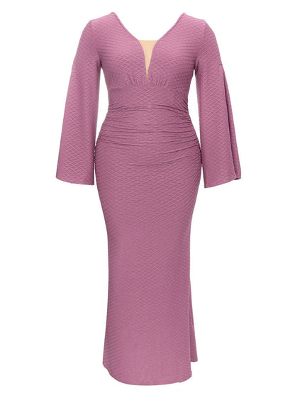 {{ product_title }} – Exklusive Damenmode für besondere Anlässe | HotFashionista.de