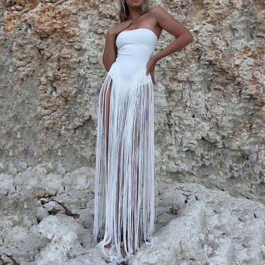 {{ product_title }} – Exklusive Damenmode für besondere Anlässe | HotFashionista.de