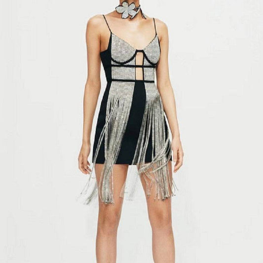 Produktbild von Elegantes Bandage-Maxikleid mit Diamanten – Bodenlang & Quadratkragen in S, erhältlich bei Hot Fashionista