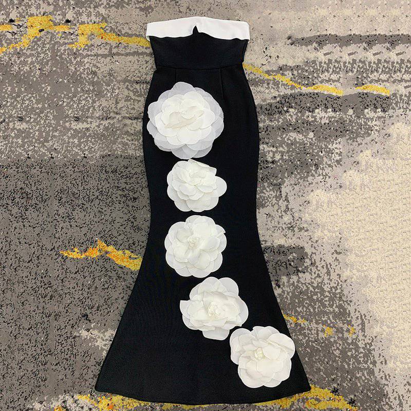 Elegantes Bandage-Maxikleid mit Diamanten – Bodenlang & Quadratkragen