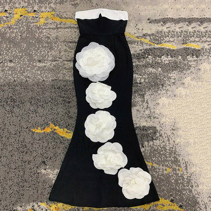 Elegantes Bandage-Maxikleid mit Diamanten – Bodenlang & Quadratkragen