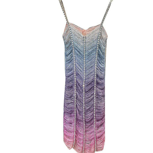 {{ product_title }} – Exklusive Damenmode für besondere Anlässe | HotFashionista.de