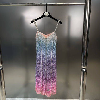 {{ product_title }} – Exklusive Damenmode für besondere Anlässe | HotFashionista.de