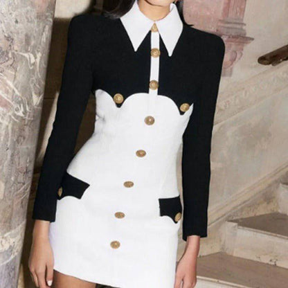 Produktbild von Elegantes Bandage-Maxikleid mit Diamanten – Bodenlang & Quadratkragen in S, erhältlich bei Hot Fashionista