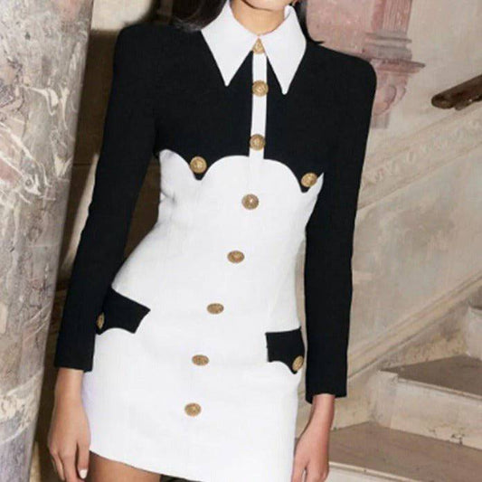 Produktbild von Elegantes Bandage-Maxikleid mit Diamanten – Bodenlang & Quadratkragen in S, erhältlich bei Hot Fashionista