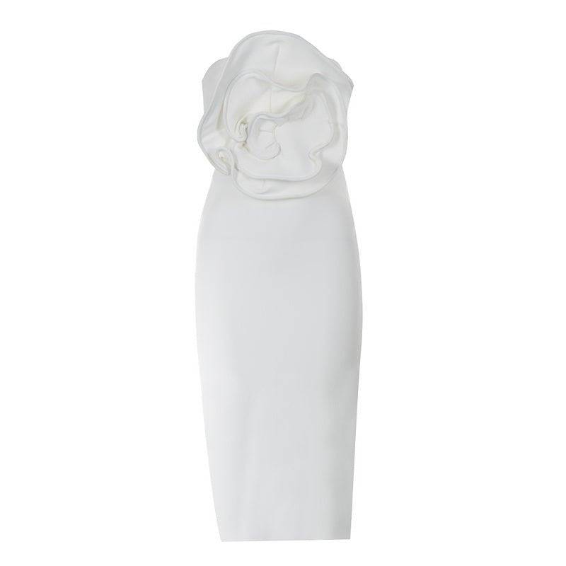 {{ product_title }} – Exklusive Damenmode für besondere Anlässe | HotFashionista.de