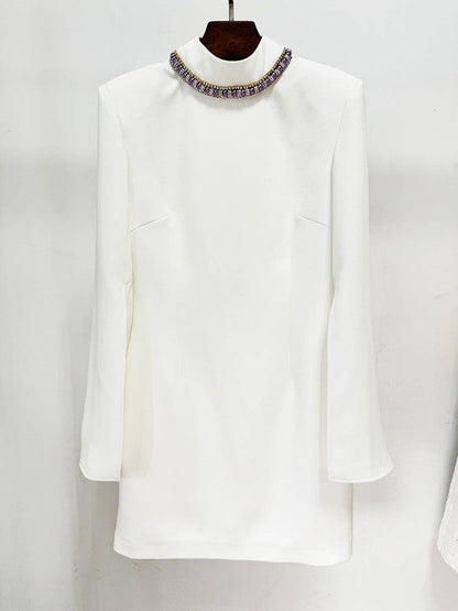 {{ product_title }} – Exklusive Damenmode für besondere Anlässe | HotFashionista.de